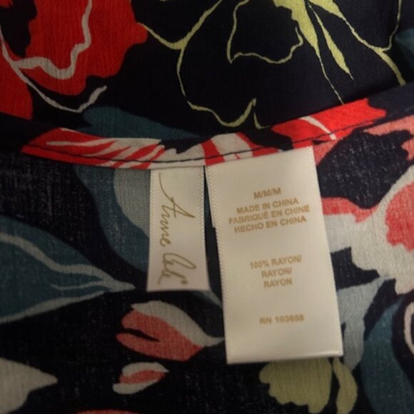 Anne Cole Navy Blue Floral multi-color V-neck swimsuit coverup, size M - Picture 4 of 5